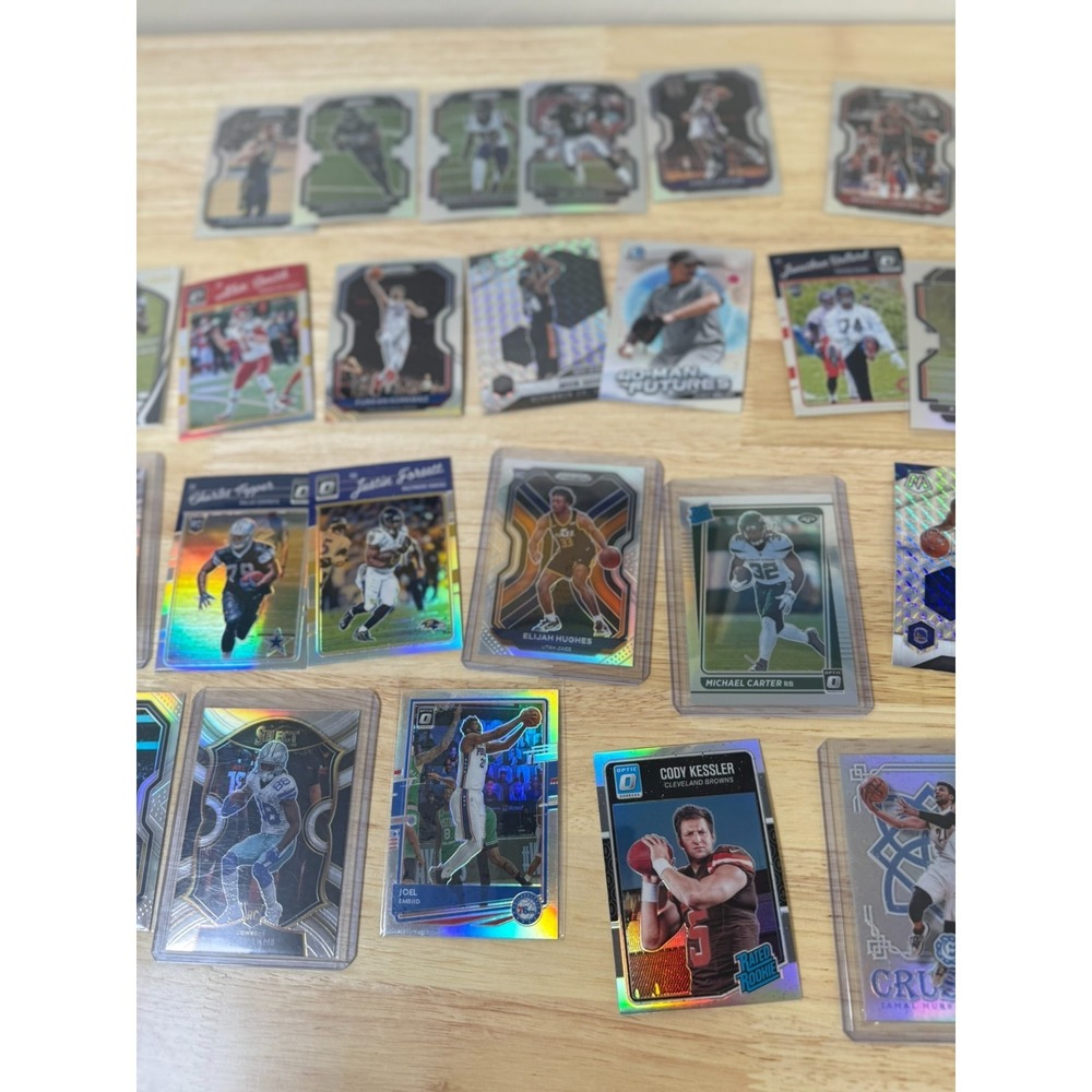 Sports Card Lot (200+ Cards) - Low End Cards Rookies Silvers SP Numbered READ - Picture 14 of 17